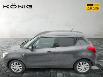 Car image 18