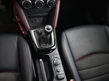 Car image 11