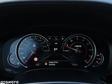 Car image 36