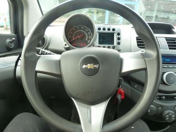 Car image 10