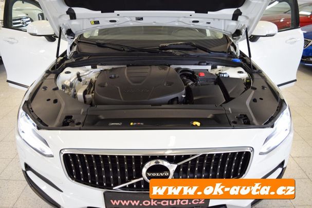 Volvo V90 Cross Country D4 AWD 140 kW image number 46