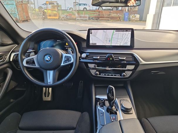 BMW 530 e 215 kW image number 4