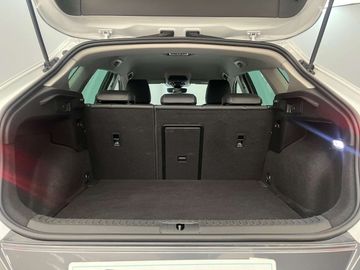 Car image 37