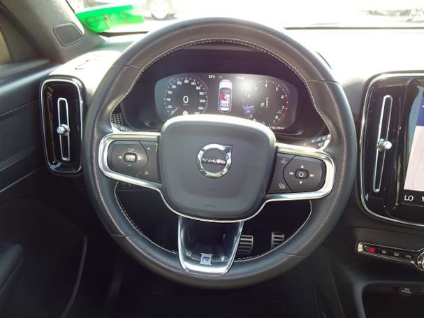 Volvo XC40 T4 140 kW image number 14