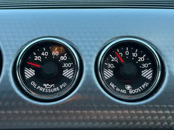 Car image 27