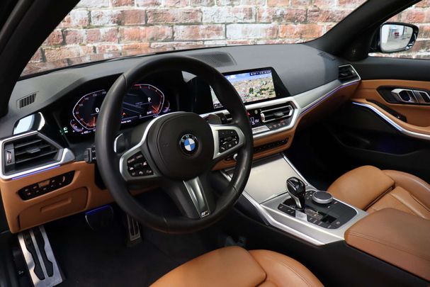 BMW 330i Touring M Sport 190 kW image number 13