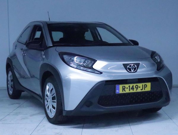 Toyota Aygo X 1.0 VVT-i 53 kW image number 2