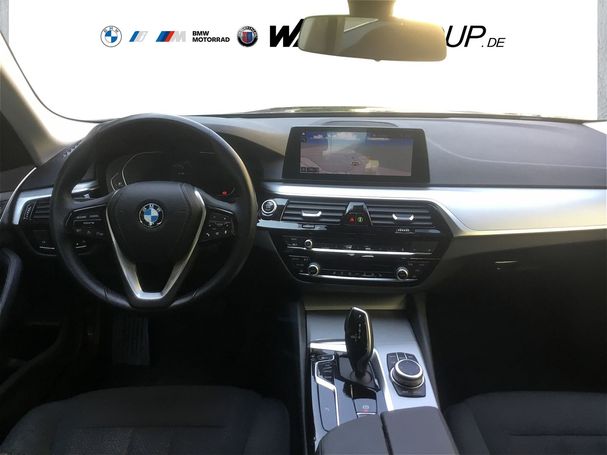 BMW 520d xDrive 140 kW image number 12