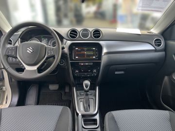 Car image 10