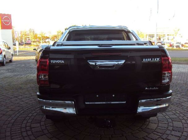 Toyota Hilux 4x4 Double Cab Executive 110 kW image number 9