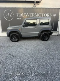 Car image 4