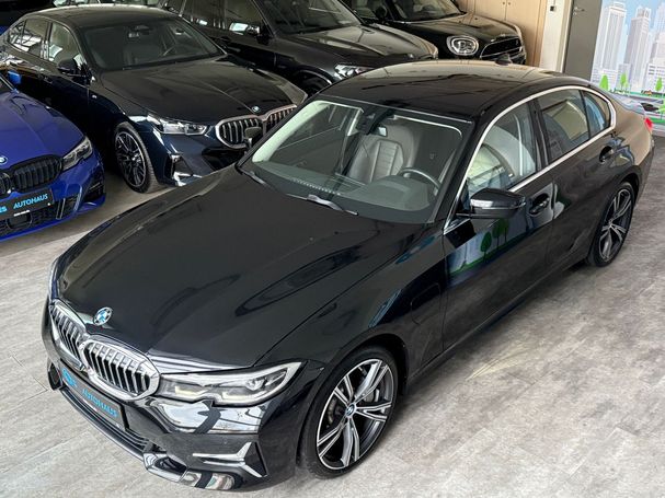 BMW 330 e M xDrive 215 kW image number 2