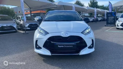 Car image 3