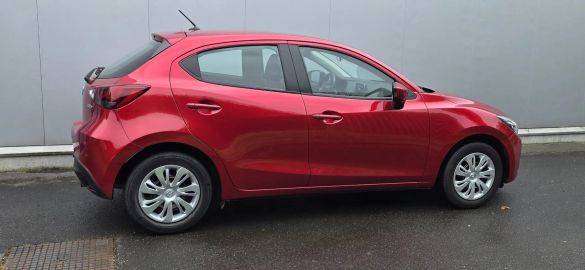 Car image 3