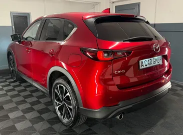 Car image 5