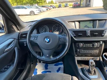 Car image 28
