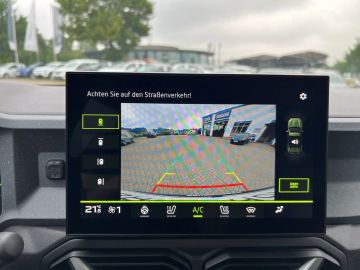 Car image 33