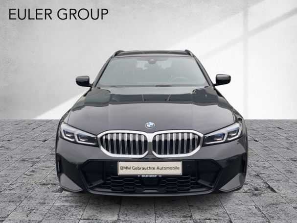 BMW 320i Touring 135 kW image number 2