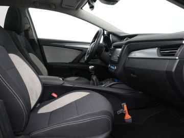 Car image 31