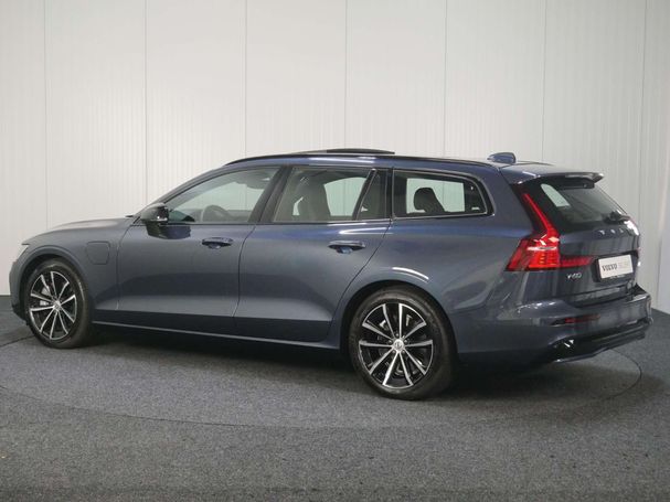 Volvo V60 T6 Recharge AWD T8 257 kW image number 4