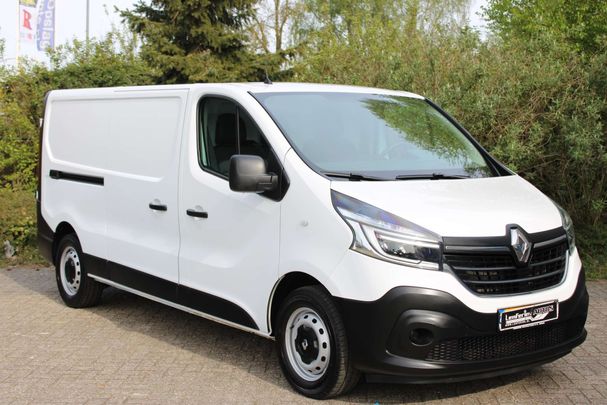 Renault Trafic dCi 120 88 kW image number 3