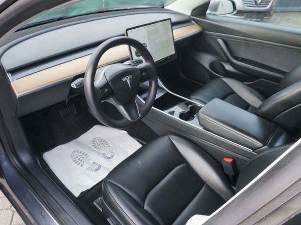 Tesla Model 3 Standard Range Plus 225 kW image number 8