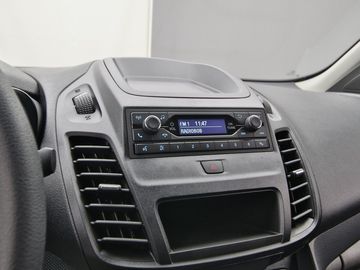 Car image 26