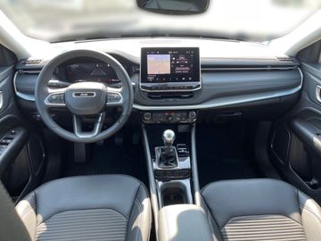 Car image 10