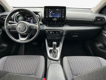 Car image 9