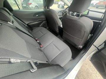 Car image 10