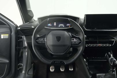 Car image 37