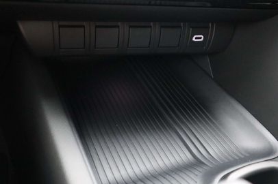 Car image 31