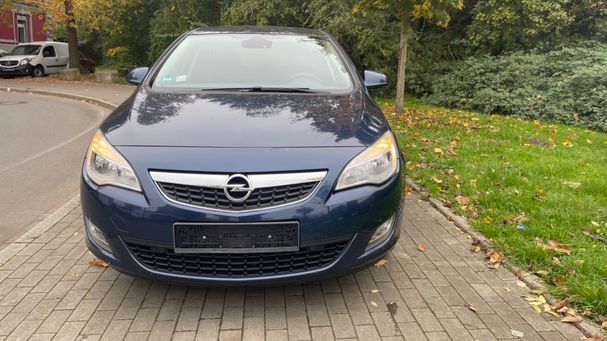 Opel Astra Turbo Edition 103 kW image number 3