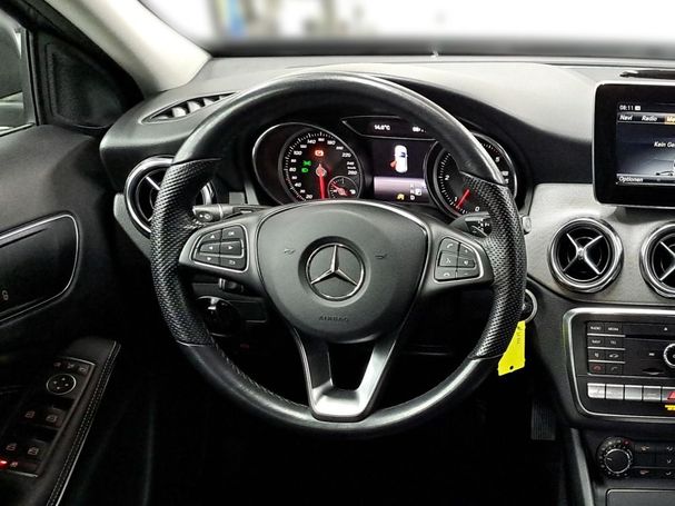 Mercedes-Benz GLA 220 d 4Matic 7G-DCT Urban 125 kW image number 13