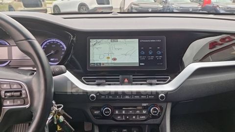 Car image 25