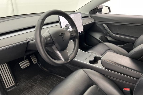 Tesla Model 3 Standard Range Plus 190 kW image number 11