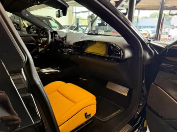 Car image 46