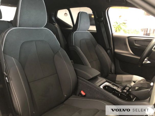 Volvo XC40 170 kW image number 15