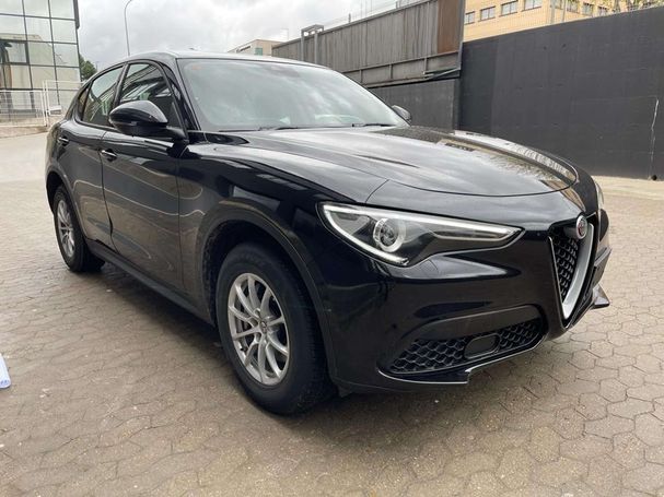 Alfa Romeo Stelvio 2.2 Q4 140 kW image number 2