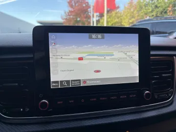 Car image 34