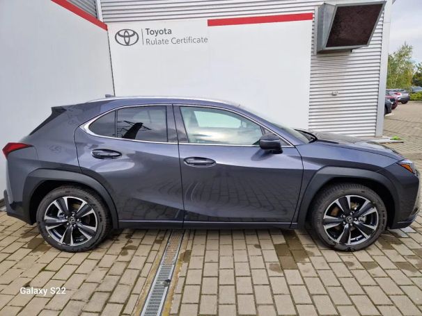 Lexus UX 135 kW image number 4