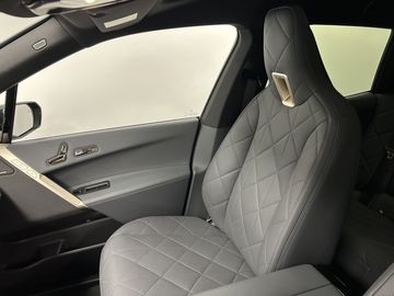 Car image 41