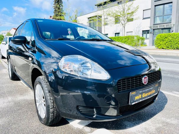 Fiat Punto 1.2 8V Lounge 51 kW image number 3