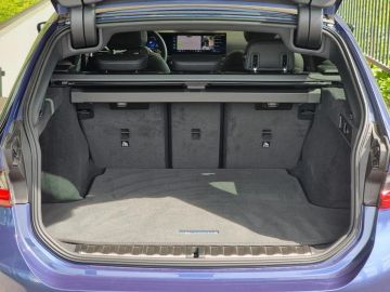 Car image 45