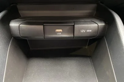 Car image 36