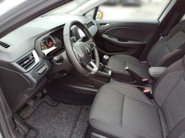 Car image 12