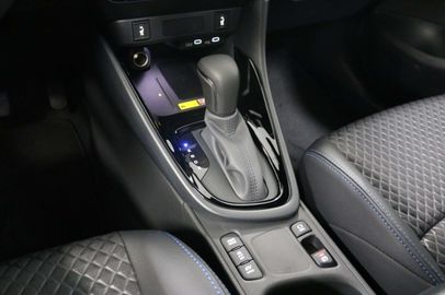 Car image 27