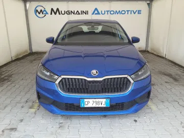 Car image 3