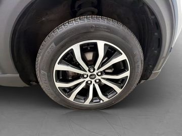 Car image 38