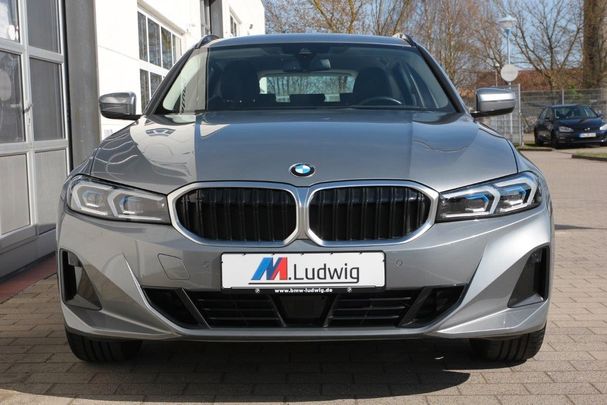 BMW 318i Touring 115 kW image number 2